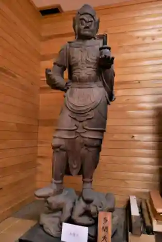 神宮寺の仏像