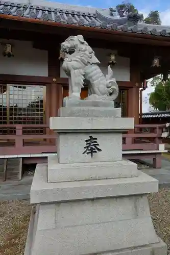 百済王神社の狛犬