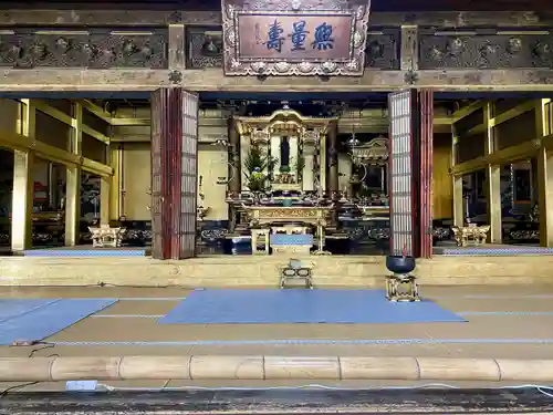 大通寺（長浜御坊）の本殿・本堂