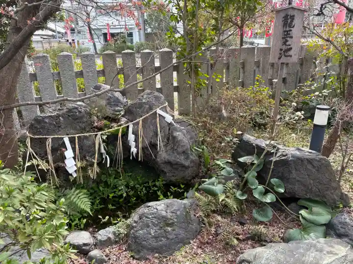 水火天満宮の{uncategorized: "未分類", other: "その他", undefined: "問題あり", building: "その他建物", grave: "お墓", sacred_gate: "鳥居", guardian: "狛犬", statue: "像", buddha: "仏像", history: "歴史", nature: "自然", garden: "庭園", animal: "動物", pagoda: "塔", temizu: "手水舎", mountain_gate: "山門・神門", sanctuary: "本殿・本堂", subordinate: "末社・摂社", art: "芸術", scenery: "景色", jizo: "地蔵", ema: "絵馬", goshuin: "御朱印", omikuji: "おみくじ", items: "授与品その他", amulet: "お守り", goshuincho: "御朱印帳", eats: "食事", festival: "お祭り", votive_dance: "神楽", shichigosan: "七五三参", wedding: "結婚式", experience: "体験その他", initially: "初詣", around: "周辺", anti_infection: "感染症対策"}