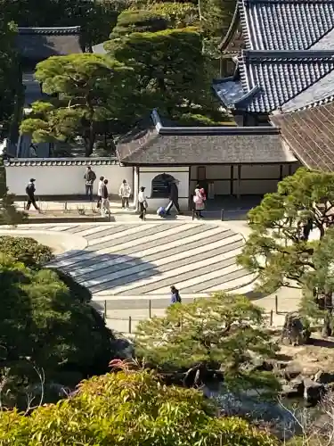 慈照寺（慈照禅寺・銀閣寺）の{uncategorized: "未分類", other: "その他", undefined: "問題あり", building: "その他建物", grave: "お墓", sacred_gate: "鳥居", guardian: "狛犬", statue: "像", buddha: "仏像", history: "歴史", nature: "自然", garden: "庭園", animal: "動物", pagoda: "塔", temizu: "手水舎", mountain_gate: "山門・神門", sanctuary: "本殿・本堂", subordinate: "末社・摂社", art: "芸術", scenery: "景色", jizo: "地蔵", ema: "絵馬", goshuin: "御朱印", omikuji: "おみくじ", items: "授与品その他", amulet: "お守り", goshuincho: "御朱印帳", eats: "食事", festival: "お祭り", votive_dance: "神楽", shichigosan: "七五三参", wedding: "結婚式", experience: "体験その他", initially: "初詣", around: "周辺", anti_infection: "感染症対策"}