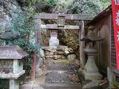 橿森神社の末社