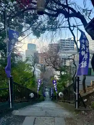 牛天神北野神社の{uncategorized: "未分類", other: "その他", undefined: "問題あり", building: "その他建物", grave: "お墓", sacred_gate: "鳥居", guardian: "狛犬", statue: "像", buddha: "仏像", history: "歴史", nature: "自然", garden: "庭園", animal: "動物", pagoda: "塔", temizu: "手水舎", mountain_gate: "山門・神門", sanctuary: "本殿・本堂", subordinate: "末社・摂社", art: "芸術", scenery: "景色", jizo: "地蔵", ema: "絵馬", goshuin: "御朱印", omikuji: "おみくじ", items: "授与品その他", amulet: "お守り", goshuincho: "御朱印帳", eats: "食事", festival: "お祭り", votive_dance: "神楽", shichigosan: "七五三参", wedding: "結婚式", experience: "体験その他", initially: "初詣", around: "周辺", anti_infection: "感染症対策"}