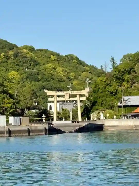 大山祇神社の{uncategorized: "未分類", other: "その他", undefined: "問題あり", building: "その他建物", grave: "お墓", sacred_gate: "鳥居", guardian: "狛犬", statue: "像", buddha: "仏像", history: "歴史", nature: "自然", garden: "庭園", animal: "動物", pagoda: "塔", temizu: "手水舎", mountain_gate: "山門・神門", sanctuary: "本殿・本堂", subordinate: "末社・摂社", art: "芸術", scenery: "景色", jizo: "地蔵", ema: "絵馬", goshuin: "御朱印", omikuji: "おみくじ", items: "授与品その他", amulet: "お守り", goshuincho: "御朱印帳", eats: "食事", festival: "お祭り", votive_dance: "神楽", shichigosan: "七五三参", wedding: "結婚式", experience: "体験その他", initially: "初詣", around: "周辺", anti_infection: "感染症対策"}