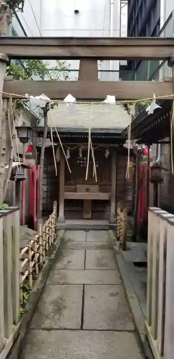 地付五社稲荷大明神の本殿・本堂