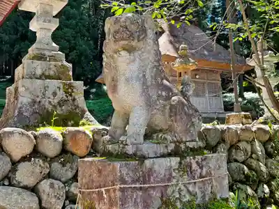 白川八幡神社の狛犬