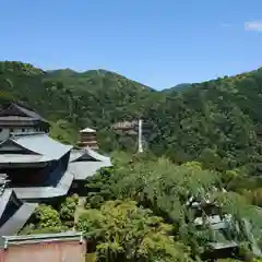 青岸渡寺の建物その他