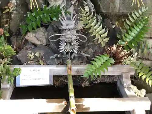 久富稲荷神社の手水舎