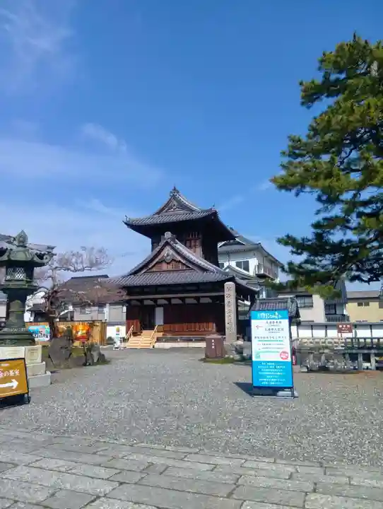 大通寺(長浜御坊)(滋賀県)