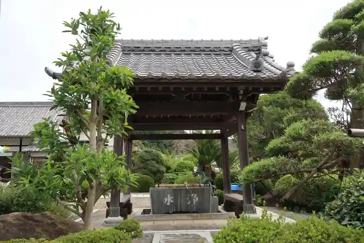 法住寺の手水舎