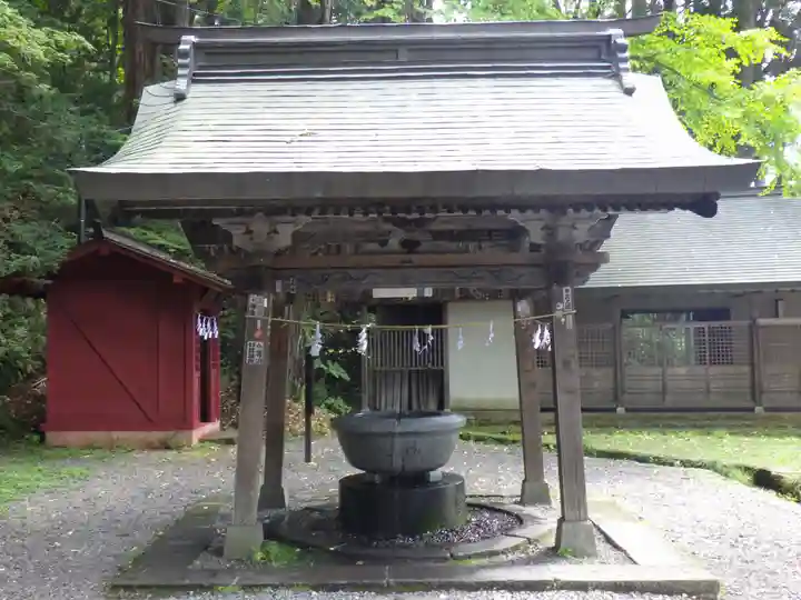 戸隠神社中社の手水舎