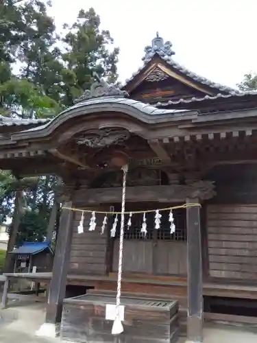 八和田神社の本殿