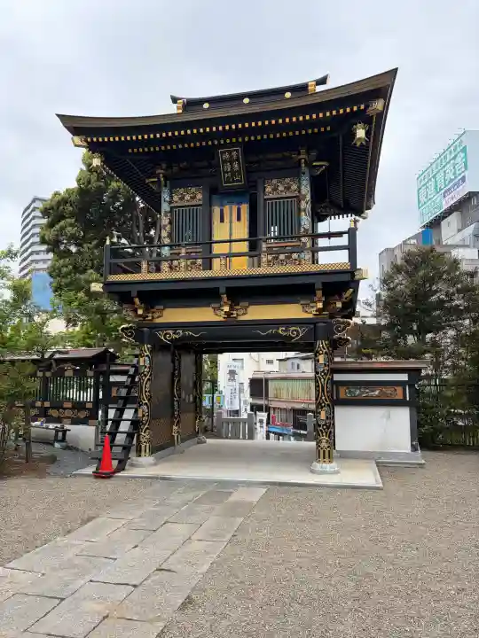 水戸東照宮の{uncategorized: "未分類", other: "その他", undefined: "問題あり", building: "その他建物", grave: "お墓", sacred_gate: "鳥居", guardian: "狛犬", statue: "像", buddha: "仏像", history: "歴史", nature: "自然", garden: "庭園", animal: "動物", pagoda: "塔", temizu: "手水舎", mountain_gate: "山門・神門", sanctuary: "本殿・本堂", subordinate: "末社・摂社", art: "芸術", scenery: "景色", jizo: "地蔵", ema: "絵馬", goshuin: "御朱印", omikuji: "おみくじ", items: "授与品その他", amulet: "お守り", goshuincho: "御朱印帳", eats: "食事", festival: "お祭り", votive_dance: "神楽", shichigosan: "七五三参", wedding: "結婚式", experience: "体験その他", initially: "初詣", around: "周辺", anti_infection: "感染症対策"}