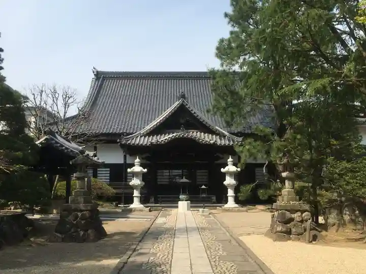 東昌寺の本殿・本堂