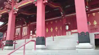 成田山札幌別院新栄寺の本殿・本堂