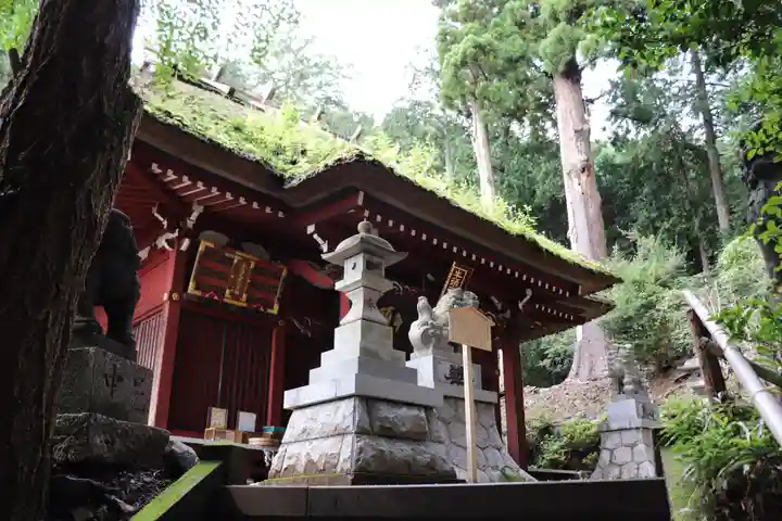 八王寺の本殿・本堂