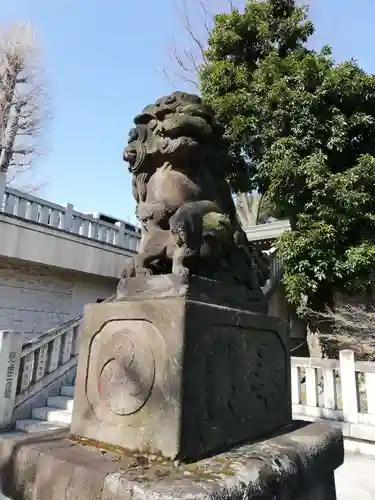 桐ヶ谷氷川神社の狛犬