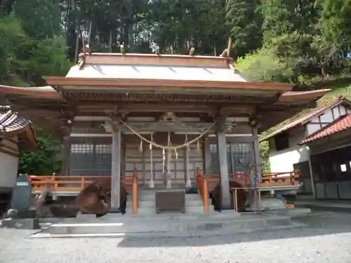鵜住神社の本殿・本堂