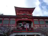門戸厄神東光寺の山門・神門