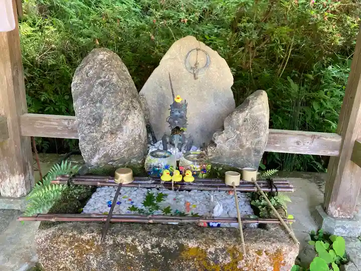 国宝 長寿寺の手水舎