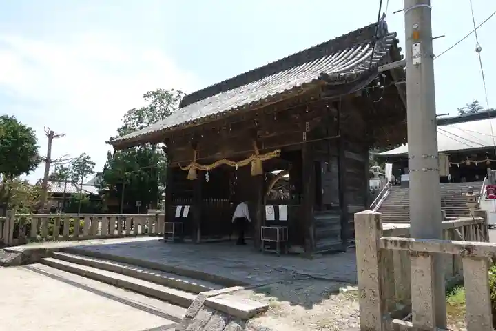 吉備津彦神社の山門・神門