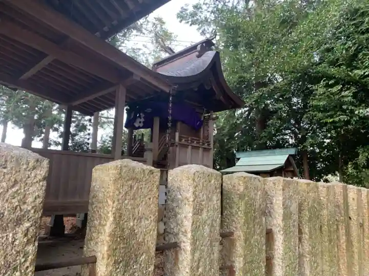八幡神社の本殿・本堂