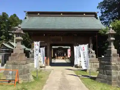 常陸第三宮　吉田神社の山門・神門