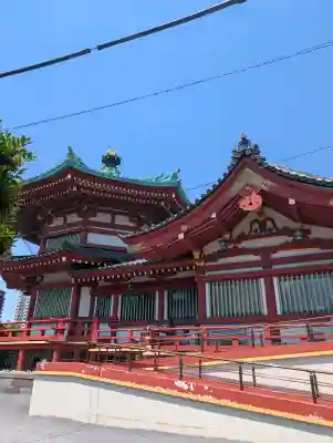 寛永寺不忍池弁天堂の{uncategorized: "未分類", other: "その他", undefined: "問題あり", building: "その他建物", grave: "お墓", sacred_gate: "鳥居", guardian: "狛犬", statue: "像", buddha: "仏像", history: "歴史", nature: "自然", garden: "庭園", animal: "動物", pagoda: "塔", temizu: "手水舎", mountain_gate: "山門・神門", sanctuary: "本殿・本堂", subordinate: "末社・摂社", art: "芸術", scenery: "景色", jizo: "地蔵", ema: "絵馬", goshuin: "御朱印", omikuji: "おみくじ", items: "授与品その他", amulet: "お守り", goshuincho: "御朱印帳", eats: "食事", festival: "お祭り", votive_dance: "神楽", shichigosan: "七五三参", wedding: "結婚式", experience: "体験その他", initially: "初詣", around: "周辺", anti_infection: "感染症対策"}