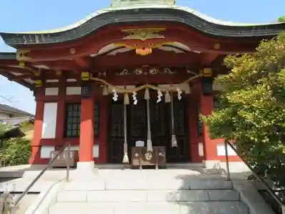東神奈川熊野神社の本殿・本堂