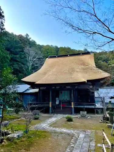 瓦屋寺の本殿・本堂