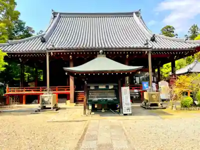 久米寺の本殿・本堂