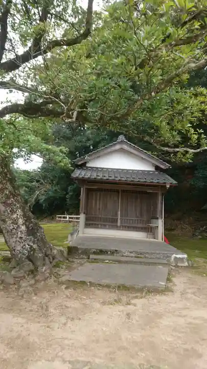 磯辺神社の本殿・本堂