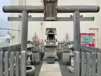 小田急豊川稲荷の{uncategorized: "未分類", other: "その他", undefined: "問題あり", building: "その他建物", grave: "お墓", sacred_gate: "鳥居", guardian: "狛犬", statue: "像", buddha: "仏像", history: "歴史", nature: "自然", garden: "庭園", animal: "動物", pagoda: "塔", temizu: "手水舎", mountain_gate: "山門・神門", sanctuary: "本殿・本堂", subordinate: "末社・摂社", art: "芸術", scenery: "景色", jizo: "地蔵", ema: "絵馬", goshuin: "御朱印", omikuji: "おみくじ", items: "授与品その他", amulet: "お守り", goshuincho: "御朱印帳", eats: "食事", festival: "お祭り", votive_dance: "神楽", shichigosan: "七五三参", wedding: "結婚式", experience: "体験その他", initially: "初詣", around: "周辺", anti_infection: "感染症対策"}