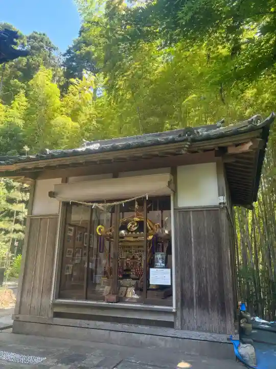 田間神社の{uncategorized: "未分類", other: "その他", undefined: "問題あり", building: "その他建物", grave: "お墓", sacred_gate: "鳥居", guardian: "狛犬", statue: "像", buddha: "仏像", history: "歴史", nature: "自然", garden: "庭園", animal: "動物", pagoda: "塔", temizu: "手水舎", mountain_gate: "山門・神門", sanctuary: "本殿・本堂", subordinate: "末社・摂社", art: "芸術", scenery: "景色", jizo: "地蔵", ema: "絵馬", goshuin: "御朱印", omikuji: "おみくじ", items: "授与品その他", amulet: "お守り", goshuincho: "御朱印帳", eats: "食事", festival: "お祭り", votive_dance: "神楽", shichigosan: "七五三参", wedding: "結婚式", experience: "体験その他", initially: "初詣", around: "周辺", anti_infection: "感染症対策"}
