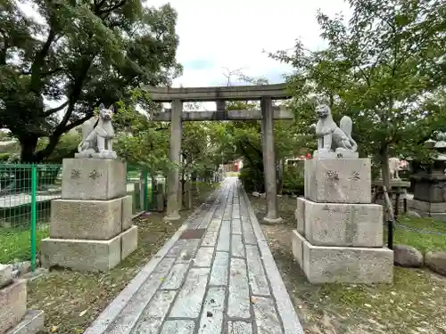 土佐稲荷神社の鳥居