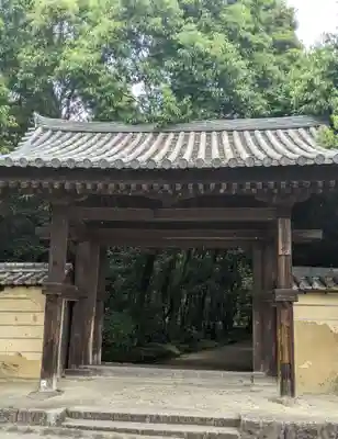 秋篠寺(奈良県)