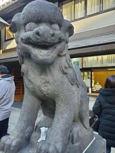 芝大神宮の狛犬