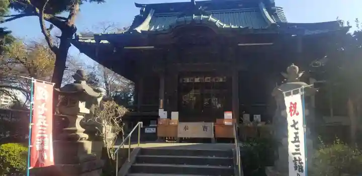 狭山八幡神社の本殿・本堂