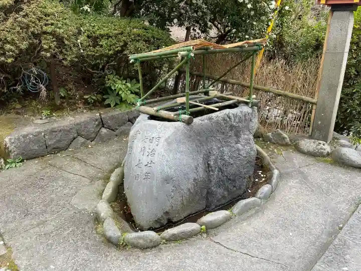 富士山本宮浅間大社の{uncategorized: "未分類", other: "その他", undefined: "問題あり", building: "その他建物", grave: "お墓", sacred_gate: "鳥居", guardian: "狛犬", statue: "像", buddha: "仏像", history: "歴史", nature: "自然", garden: "庭園", animal: "動物", pagoda: "塔", temizu: "手水舎", mountain_gate: "山門・神門", sanctuary: "本殿・本堂", subordinate: "末社・摂社", art: "芸術", scenery: "景色", jizo: "地蔵", ema: "絵馬", goshuin: "御朱印", omikuji: "おみくじ", items: "授与品その他", amulet: "お守り", goshuincho: "御朱印帳", eats: "食事", festival: "お祭り", votive_dance: "神楽", shichigosan: "七五三参", wedding: "結婚式", experience: "体験その他", initially: "初詣", around: "周辺", anti_infection: "感染症対策"}