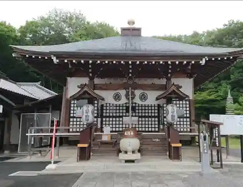 三毳不動尊の本殿・本堂