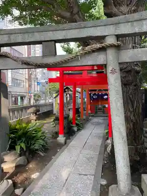 千種稲荷神社の鳥居