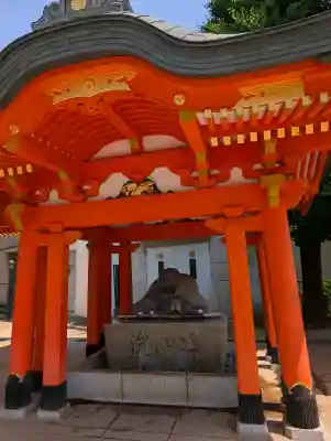 穴八幡宮の{uncategorized: "未分類", other: "その他", undefined: "問題あり", building: "その他建物", grave: "お墓", sacred_gate: "鳥居", guardian: "狛犬", statue: "像", buddha: "仏像", history: "歴史", nature: "自然", garden: "庭園", animal: "動物", pagoda: "塔", temizu: "手水舎", mountain_gate: "山門・神門", sanctuary: "本殿・本堂", subordinate: "末社・摂社", art: "芸術", scenery: "景色", jizo: "地蔵", ema: "絵馬", goshuin: "御朱印", omikuji: "おみくじ", items: "授与品その他", amulet: "お守り", goshuincho: "御朱印帳", eats: "食事", festival: "お祭り", votive_dance: "神楽", shichigosan: "七五三参", wedding: "結婚式", experience: "体験その他", initially: "初詣", around: "周辺", anti_infection: "感染症対策"}
