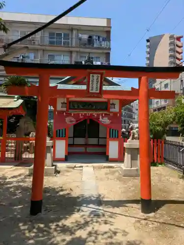 兵庫嚴島神社の{uncategorized: "未分類", other: "その他", undefined: "問題あり", building: "その他建物", grave: "お墓", sacred_gate: "鳥居", guardian: "狛犬", statue: "像", buddha: "仏像", history: "歴史", nature: "自然", garden: "庭園", animal: "動物", pagoda: "塔", temizu: "手水舎", mountain_gate: "山門・神門", sanctuary: "本殿・本堂", subordinate: "末社・摂社", art: "芸術", scenery: "景色", jizo: "地蔵", ema: "絵馬", goshuin: "御朱印", omikuji: "おみくじ", items: "授与品その他", amulet: "お守り", goshuincho: "御朱印帳", eats: "食事", festival: "お祭り", votive_dance: "神楽", shichigosan: "七五三参", wedding: "結婚式", experience: "体験その他", initially: "初詣", around: "周辺", anti_infection: "感染症対策"}