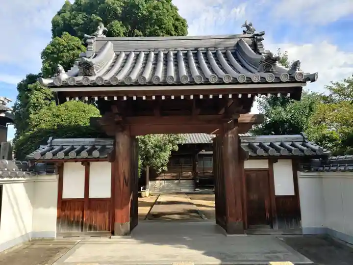 善行寺の山門・神門