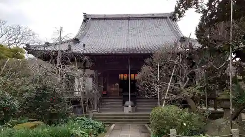 宝戒寺の本殿・本堂