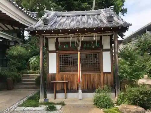 水堂須佐男神社の末社・摂社