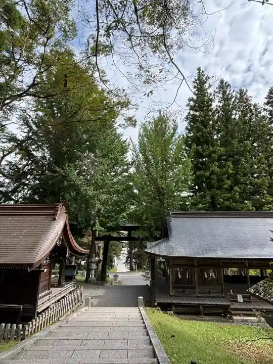 諏訪大社上社前宮(長野県)