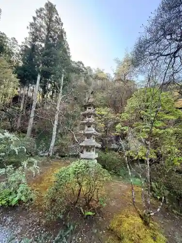大谷寺の{uncategorized: "未分類", other: "その他", undefined: "問題あり", building: "その他建物", grave: "お墓", sacred_gate: "鳥居", guardian: "狛犬", statue: "像", buddha: "仏像", history: "歴史", nature: "自然", garden: "庭園", animal: "動物", pagoda: "塔", temizu: "手水舎", mountain_gate: "山門・神門", sanctuary: "本殿・本堂", subordinate: "末社・摂社", art: "芸術", scenery: "景色", jizo: "地蔵", ema: "絵馬", goshuin: "御朱印", omikuji: "おみくじ", items: "授与品その他", amulet: "お守り", goshuincho: "御朱印帳", eats: "食事", festival: "お祭り", votive_dance: "神楽", shichigosan: "七五三参", wedding: "結婚式", experience: "体験その他", initially: "初詣", around: "周辺", anti_infection: "感染症対策"}