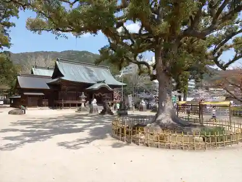 與止日女神社の建物その他