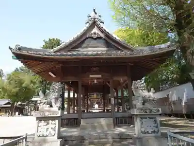 挙母神社の本殿・本堂